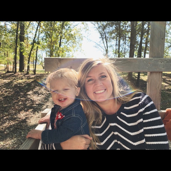 Meet your Posher, Taylor - Picture 6 of 6